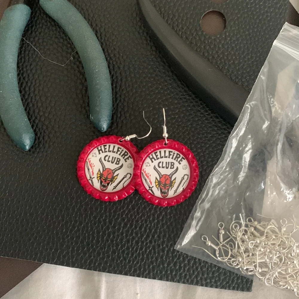 Hellfire Club. Stranger things. handcrafted bottle Cap Earrings. - Picture 12 of 12